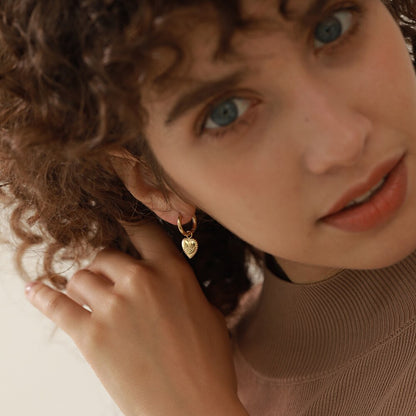 Brinco Banhado em Ouro 18k Pendente Olho Grego