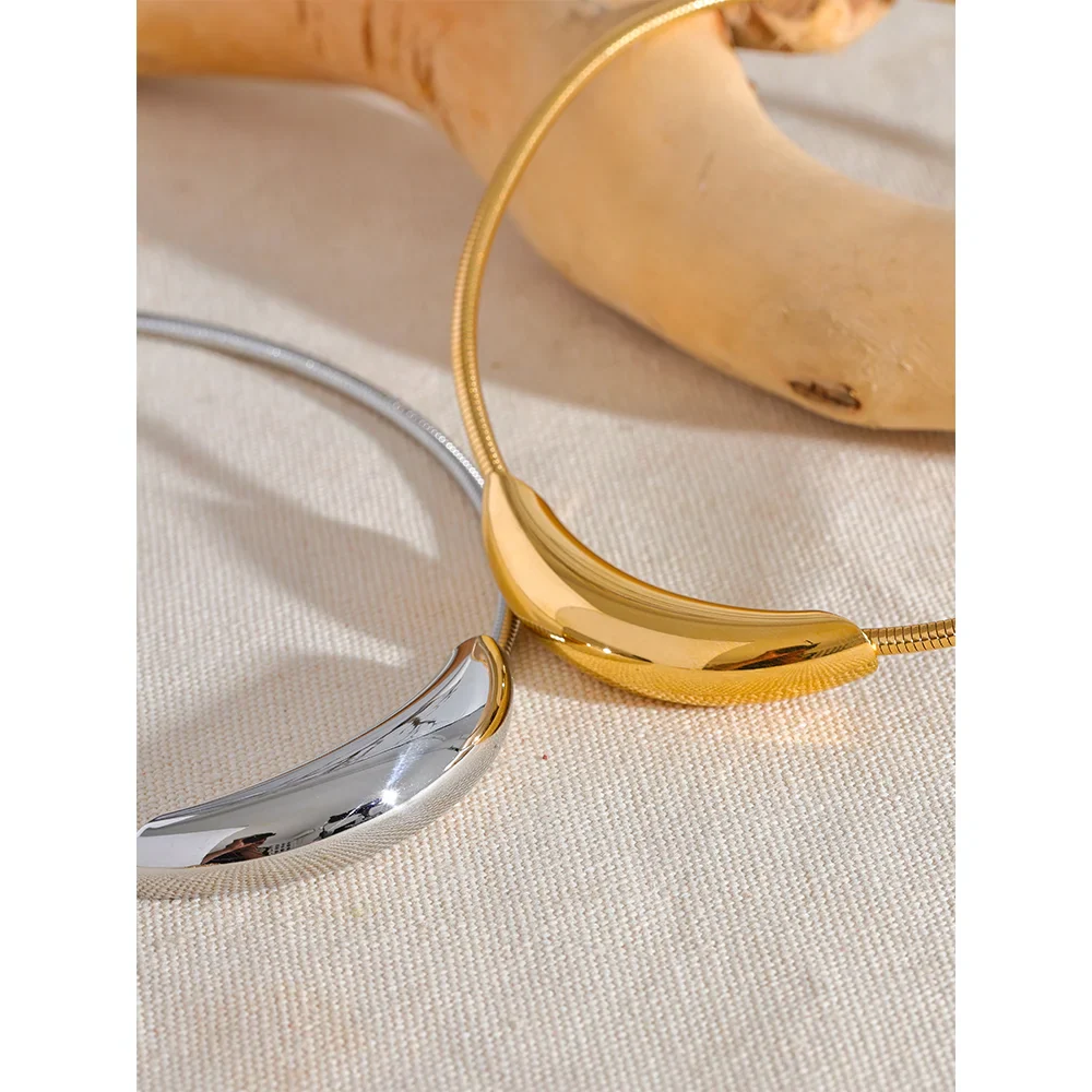 Colar Banhado em Ouro 18k Choker Light Detalhe